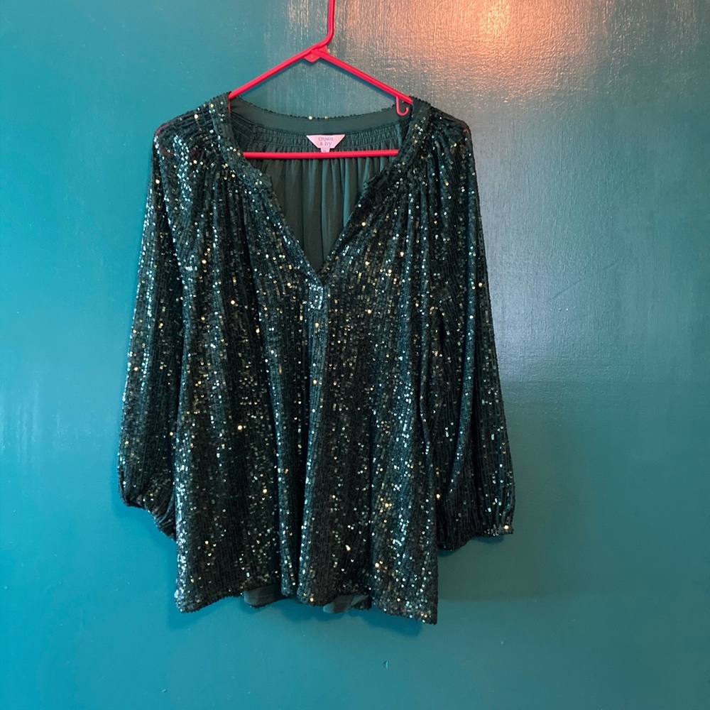 Look at that sparkle top